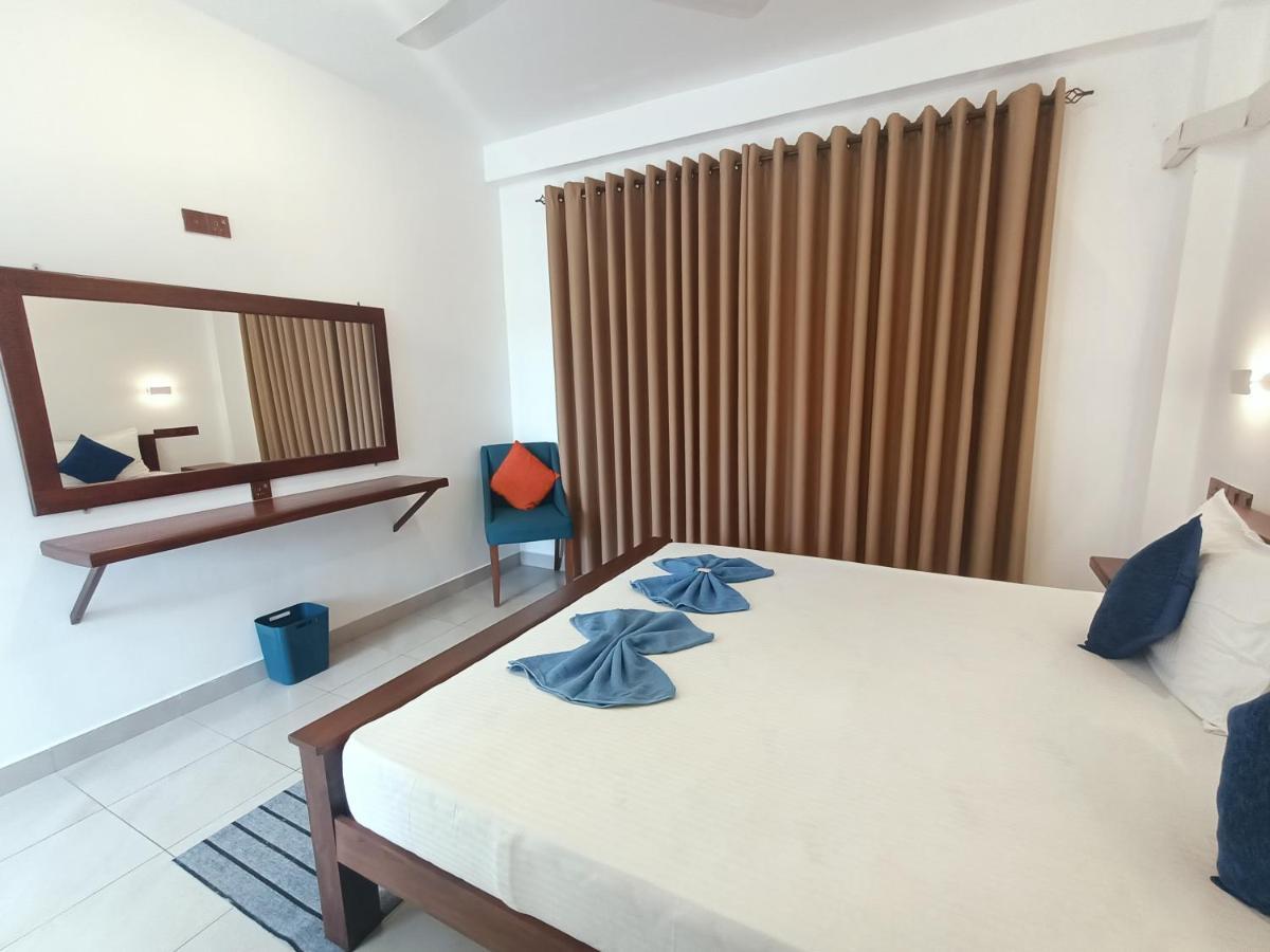 The Bamboo Tree Transit Hotel คาตุนายากา ภายนอก รูปภาพ