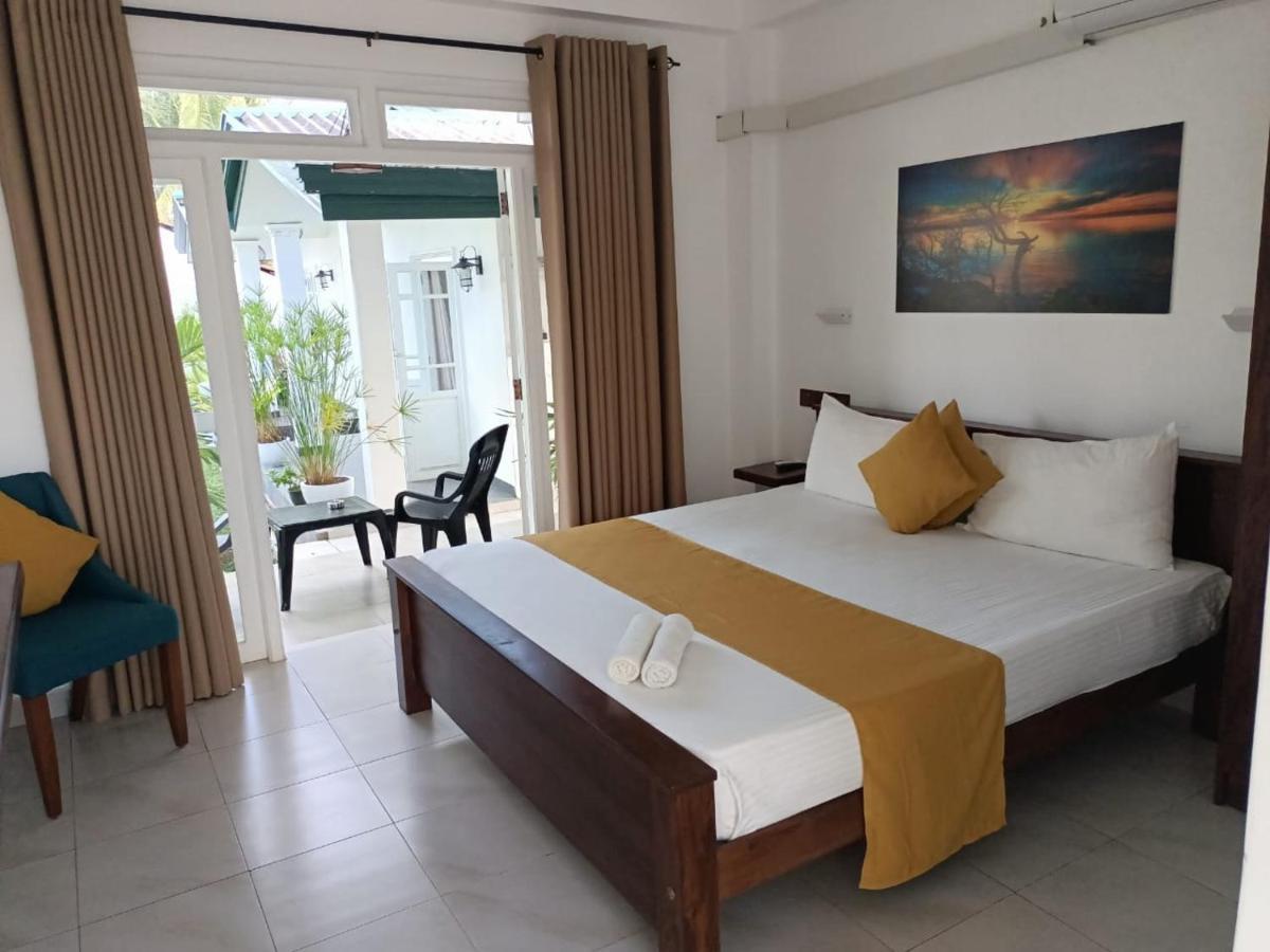The Bamboo Tree Transit Hotel คาตุนายากา ภายนอก รูปภาพ