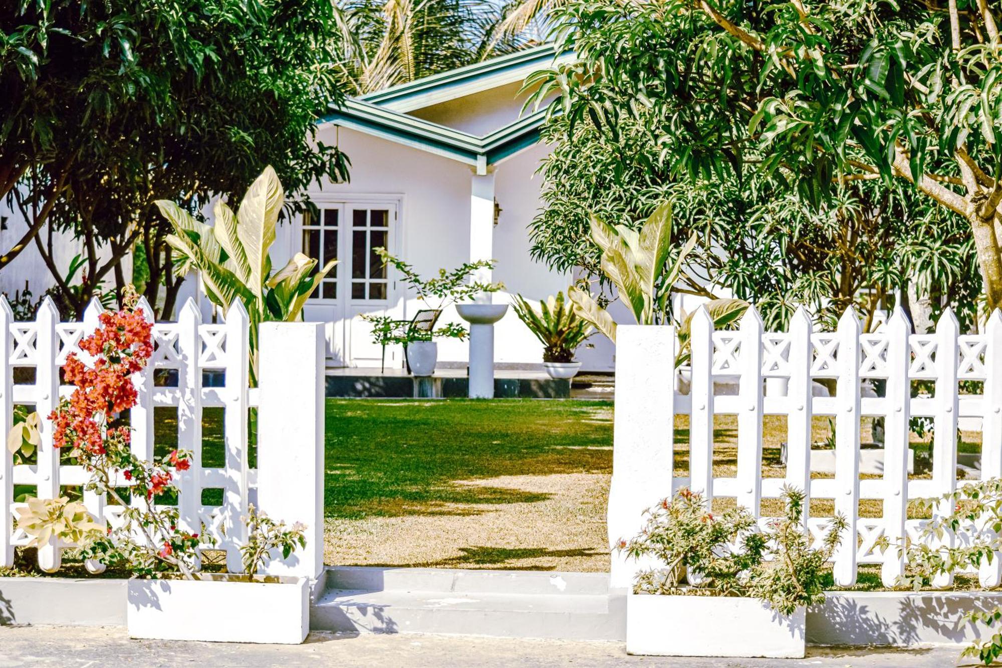 The Bamboo Tree Transit Hotel คาตุนายากา ภายนอก รูปภาพ
