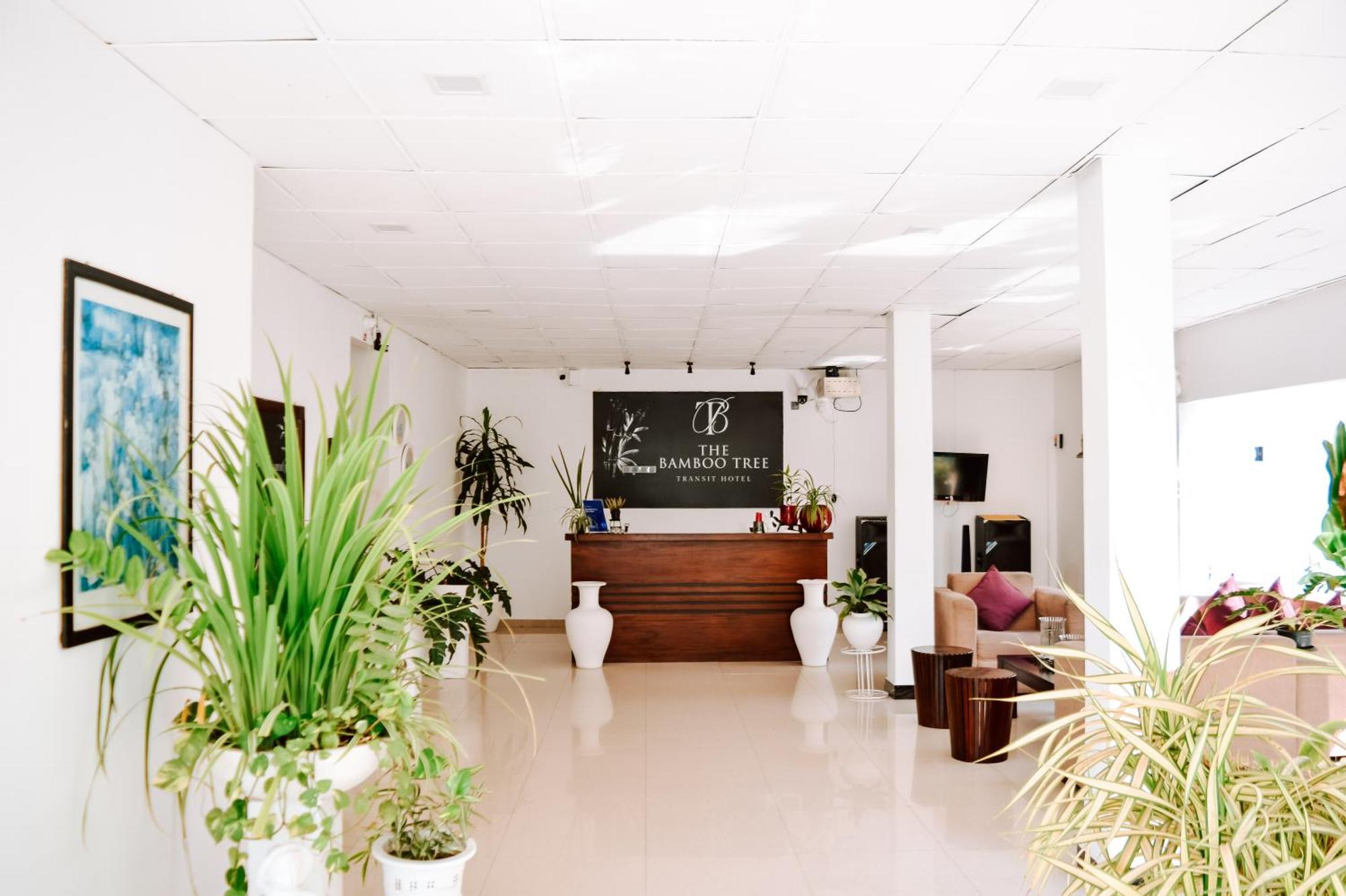 The Bamboo Tree Transit Hotel คาตุนายากา ภายนอก รูปภาพ